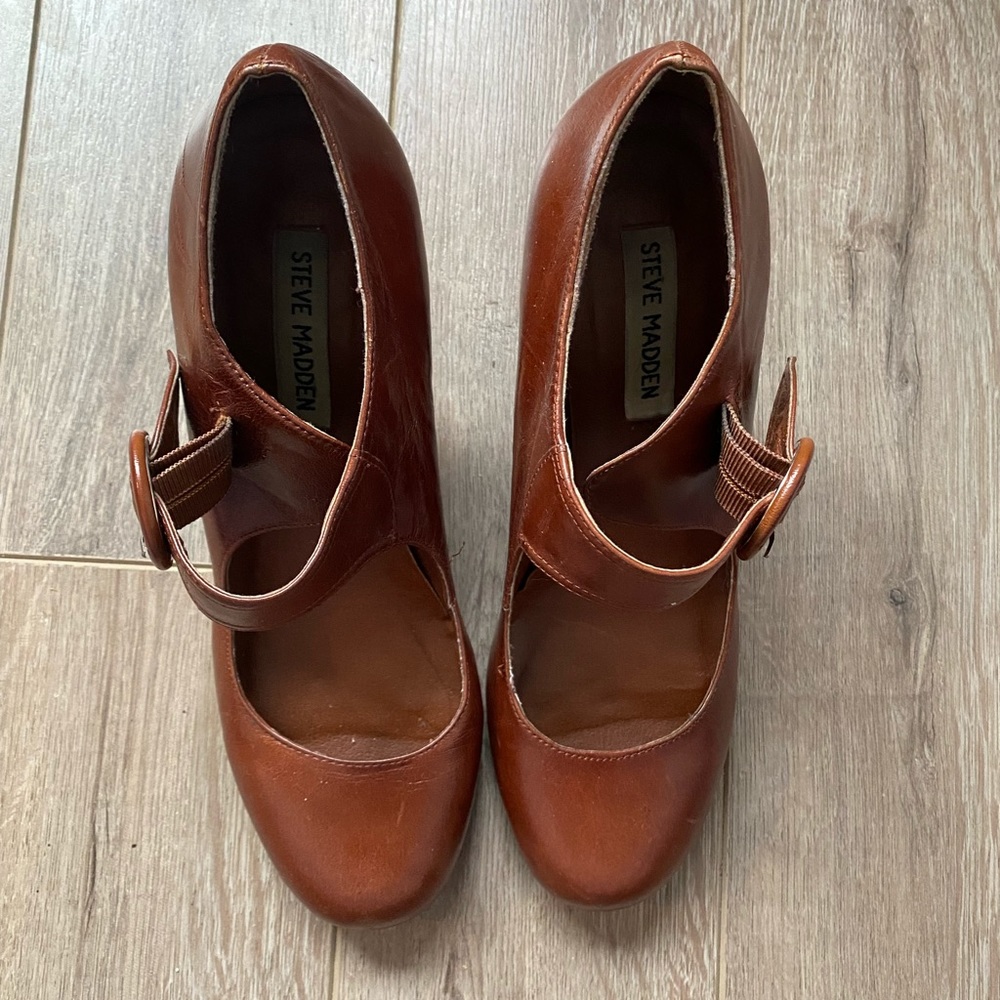 Adorable academia heels - Picture 2 of 10